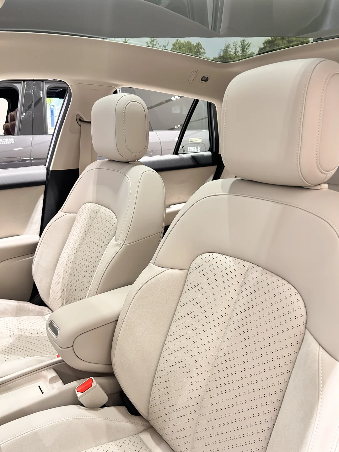 🌟 萤火虫灵感紫💜治愈系智能电动小车来袭！