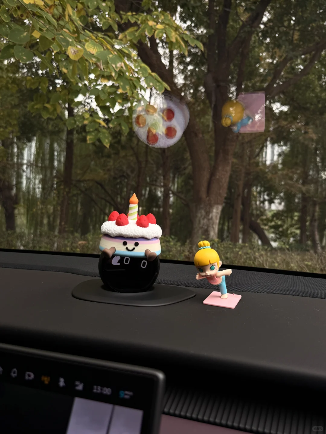 对于我一个普通家庭的女生，蔚来已经很不错