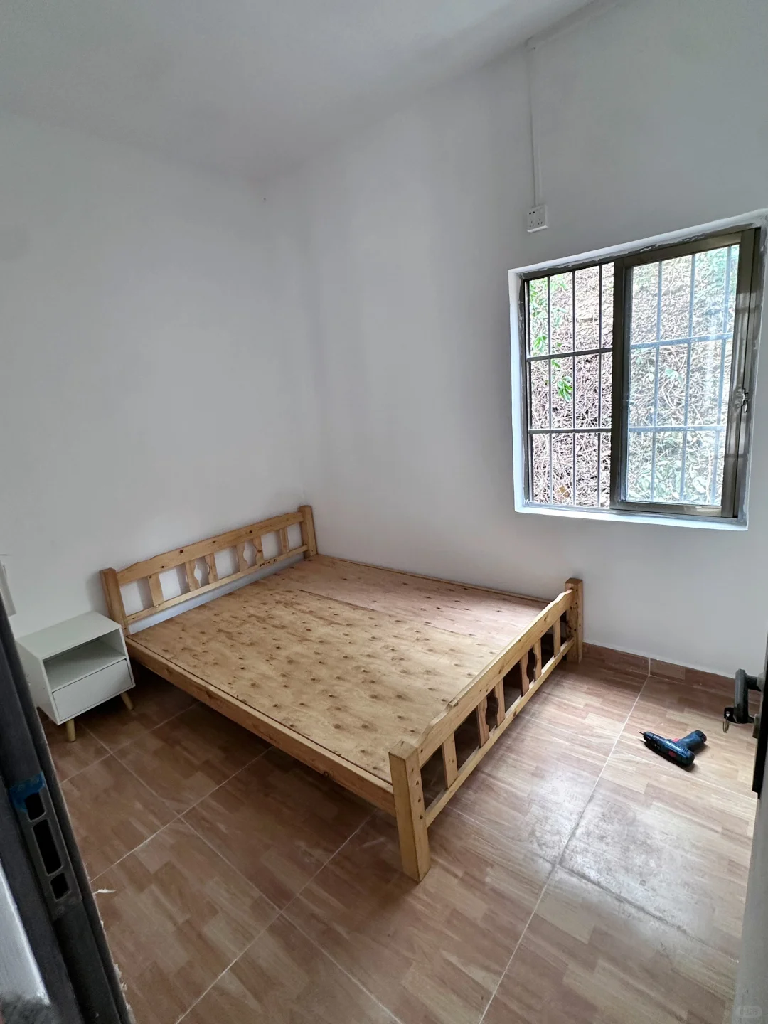 一房一厅出租～