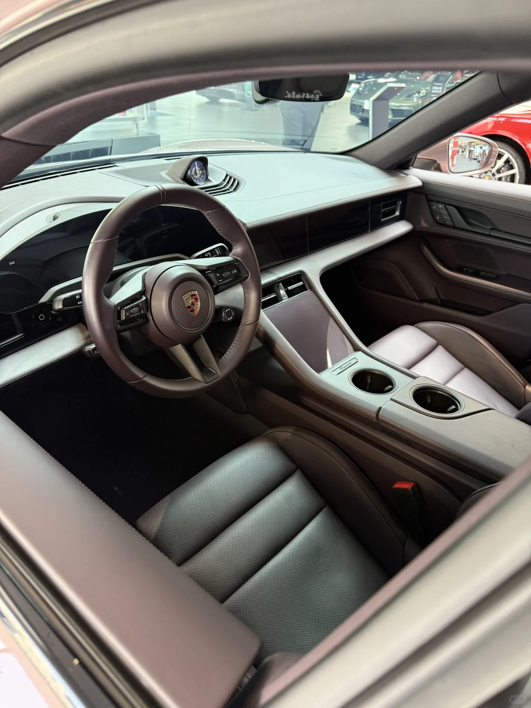 冰莓粉🎀Taycan 💰 56.8w｜官方二手车