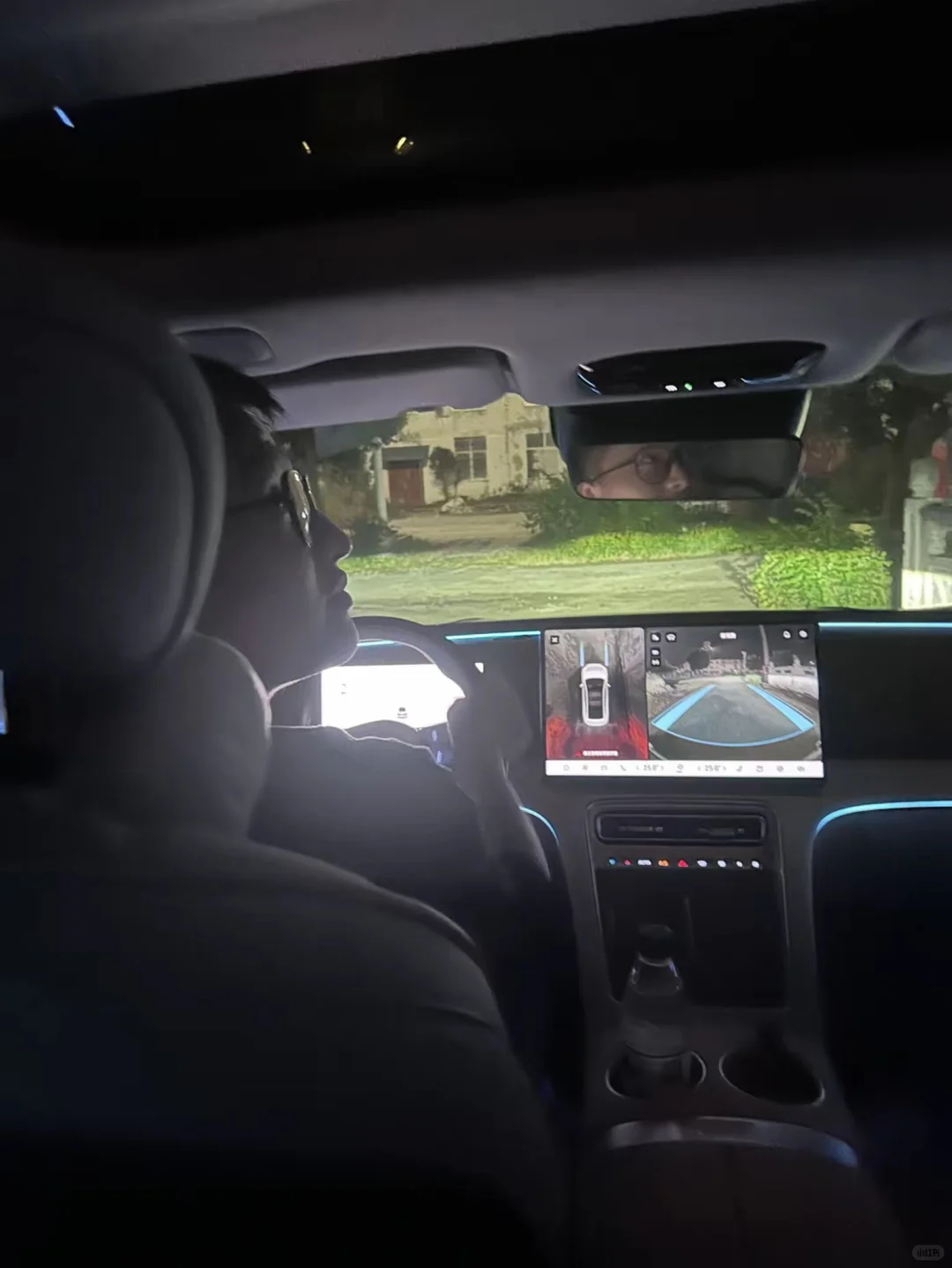 风云A9L的猎鹰辅助驾驶直接“开挂”