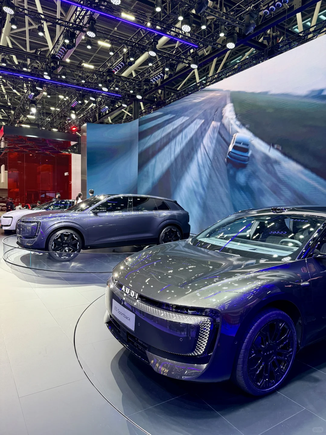 看奥迪新电动，直接被郑钦文同款戳中！