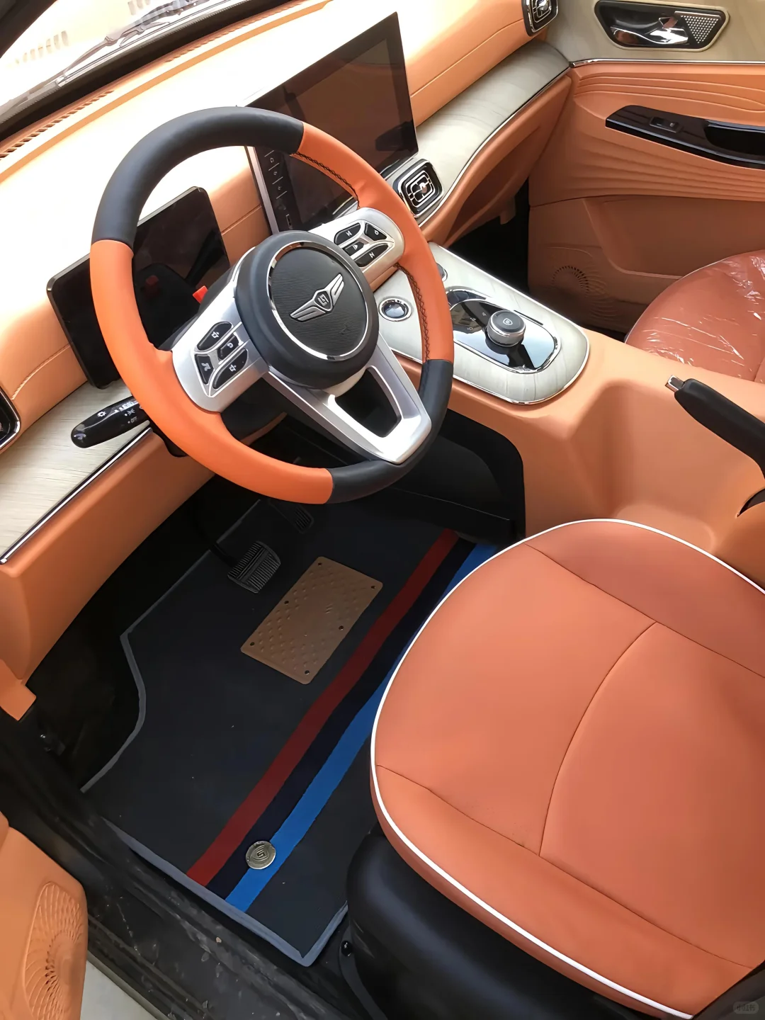 闷声赞了1w+提的四轮电动车！