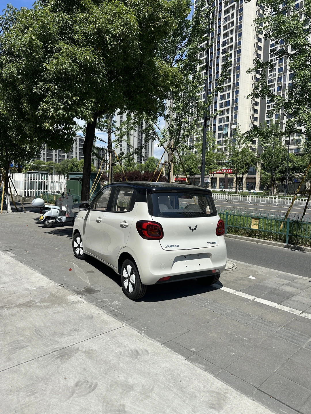 月薪3000，全款提3万1小电车能养得起吗