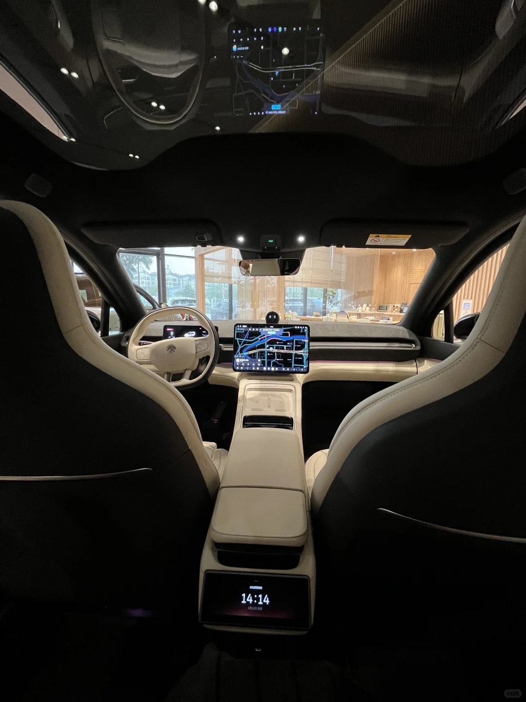 为什么蔚来EC6卖不过特斯拉和小米？