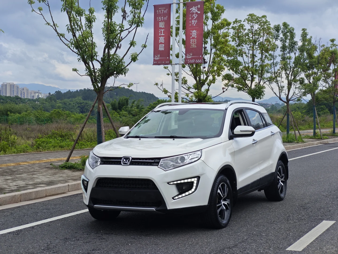 一万多家用suv