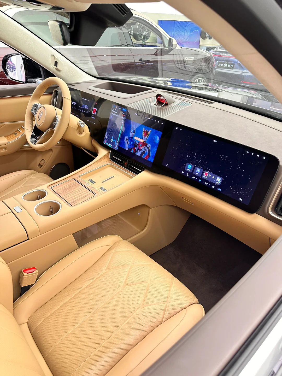 问界M8越看越喜欢，都想把我的M7换了