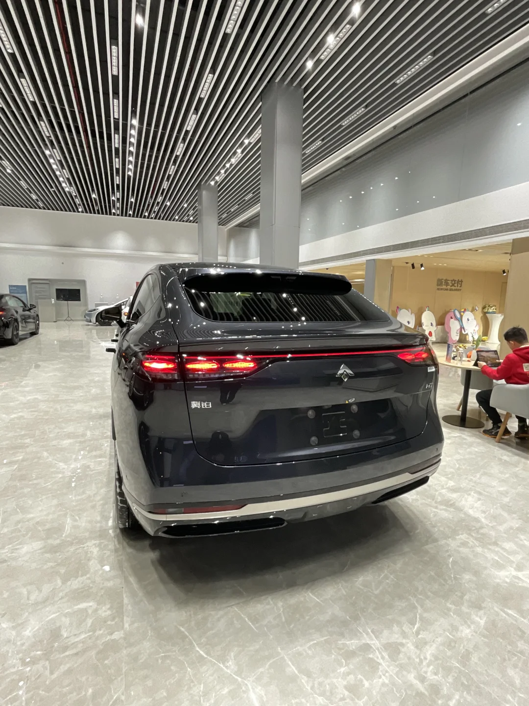 20万级纯电SUV卷王！昊铂HT825Pro