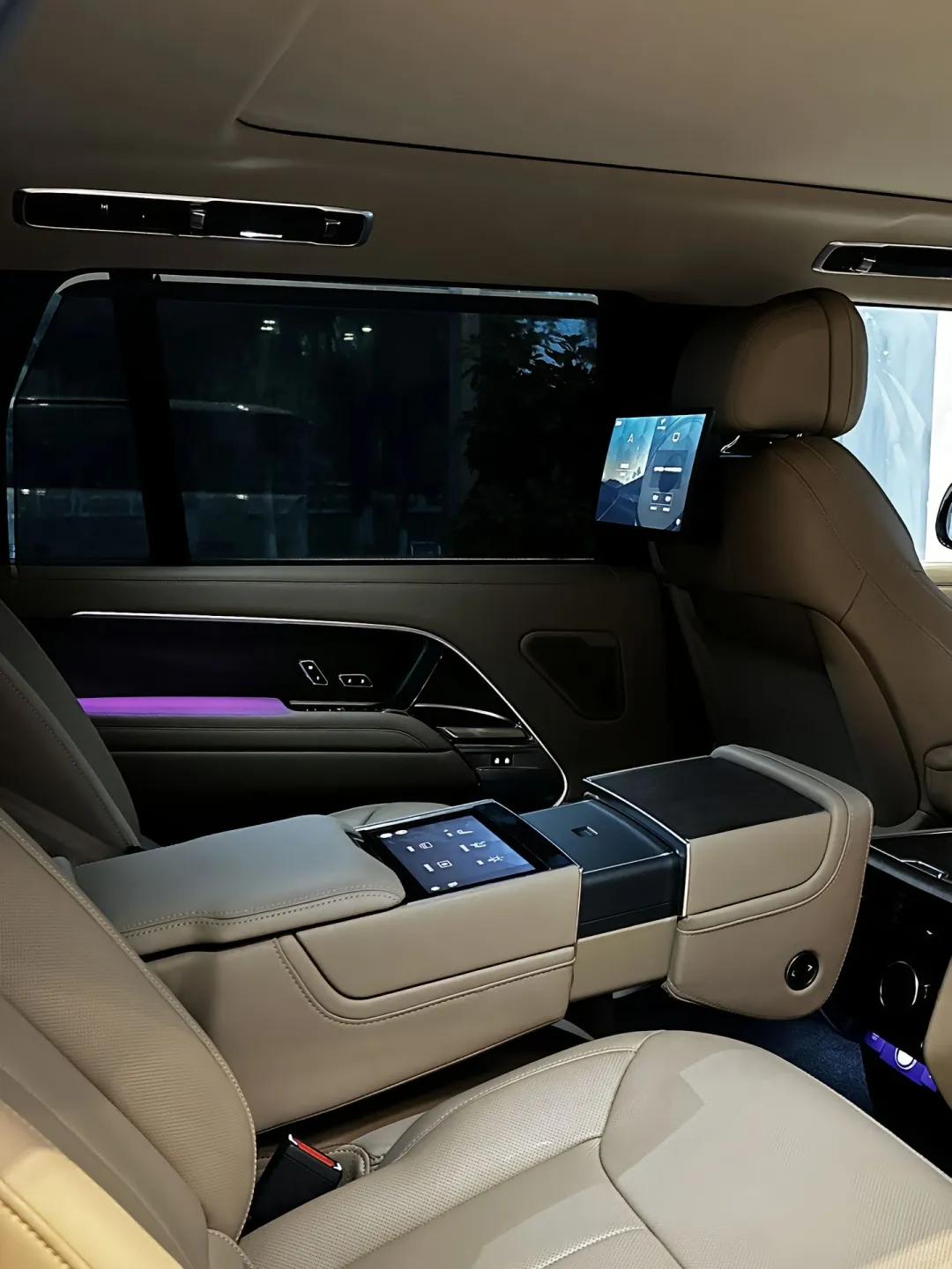 越看越有魅力的一台车 路虎揽胜