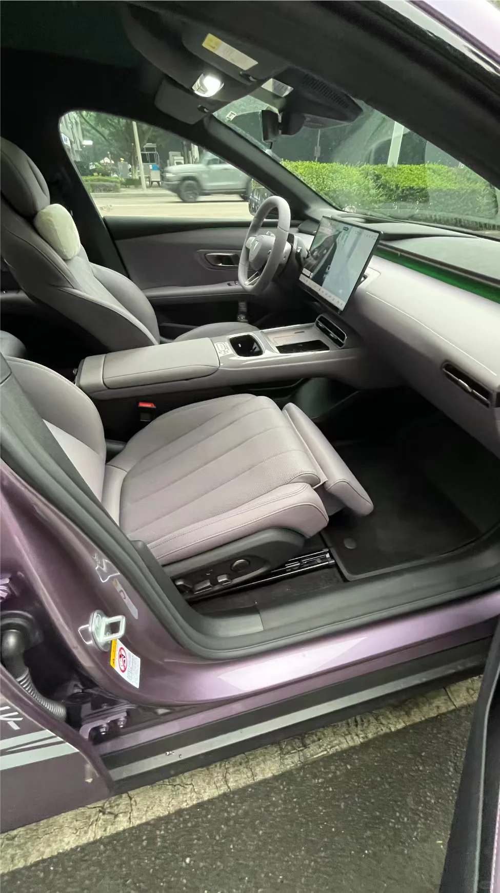 承认吧，深蓝L06确实是颜值能打✨