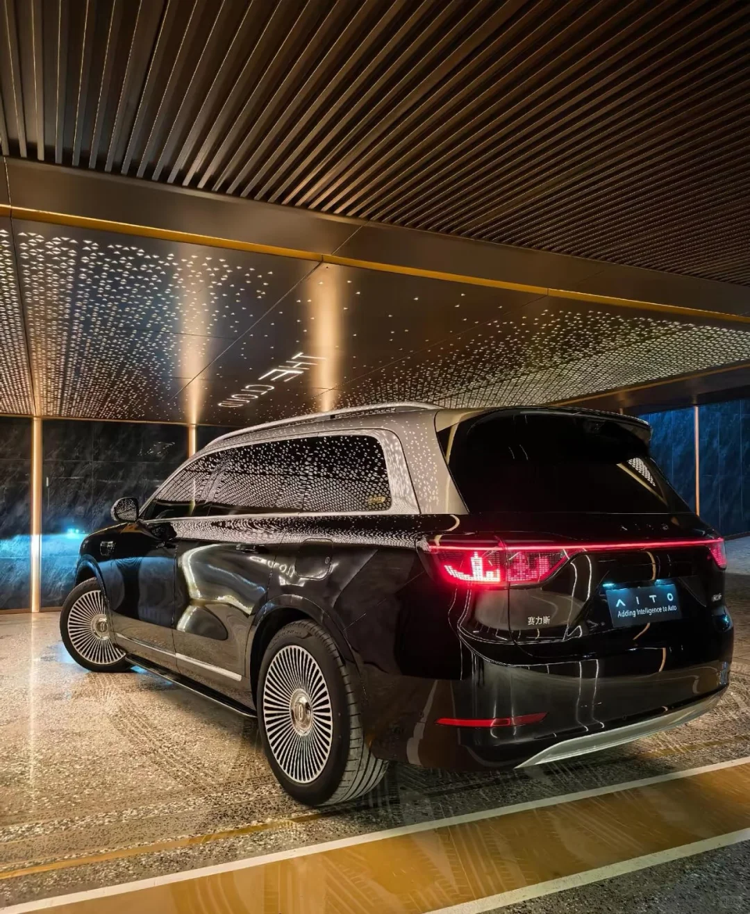 问界M9外观鉴赏，美到窒息！