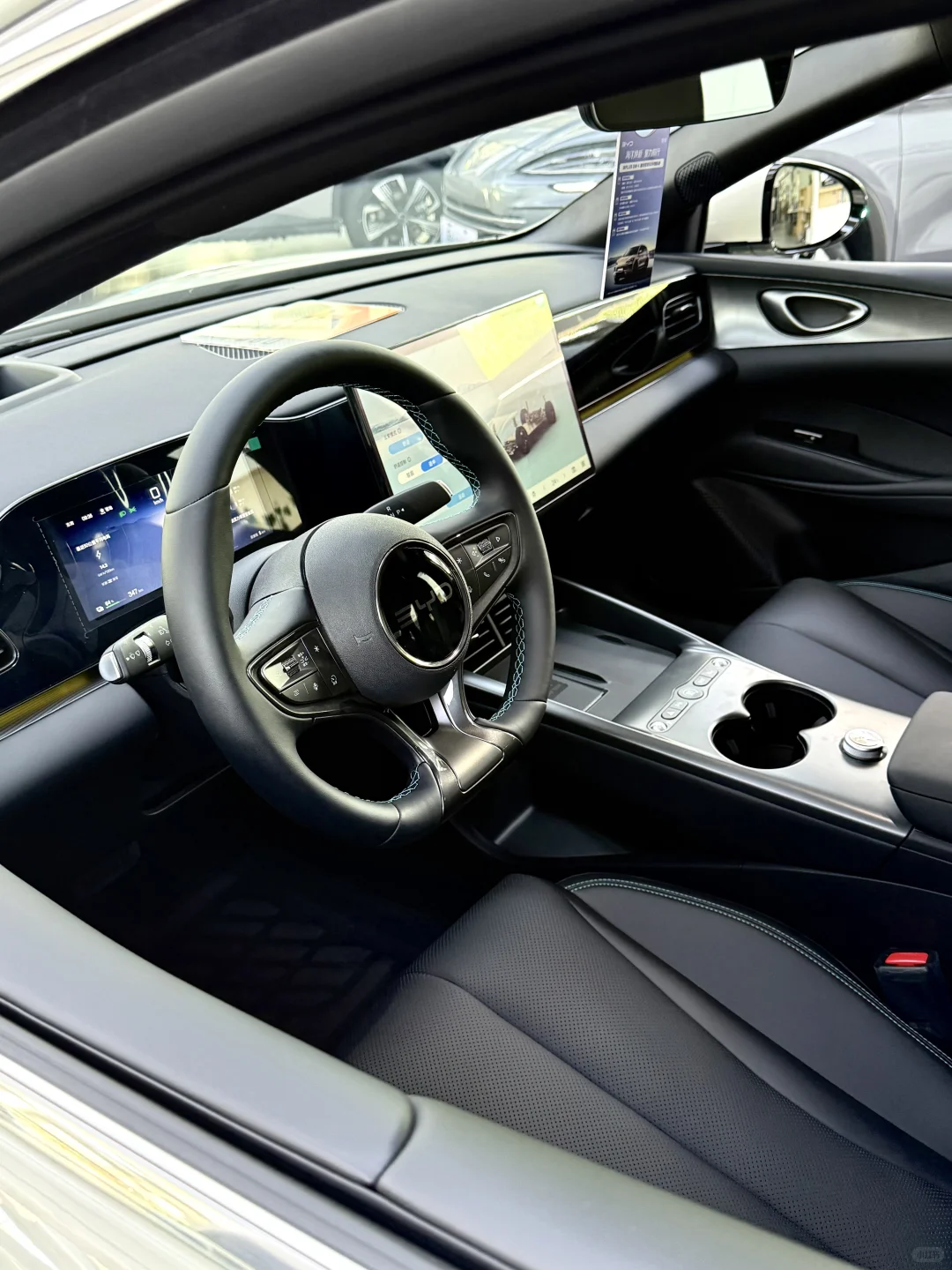 比亚迪海豹06 EV：颜值与实力双在线✨