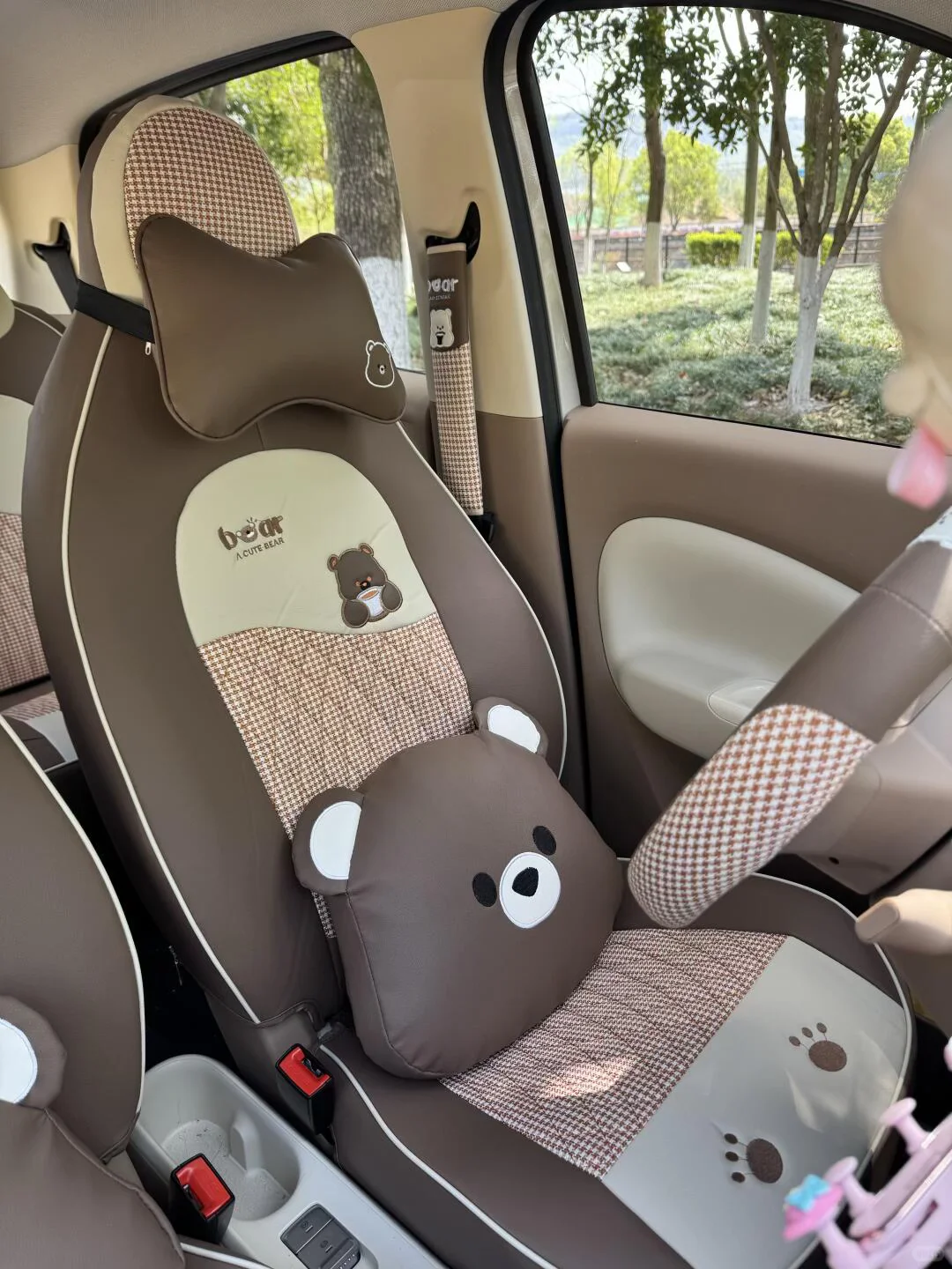 早说了 这车🚗不适合接小孩放学