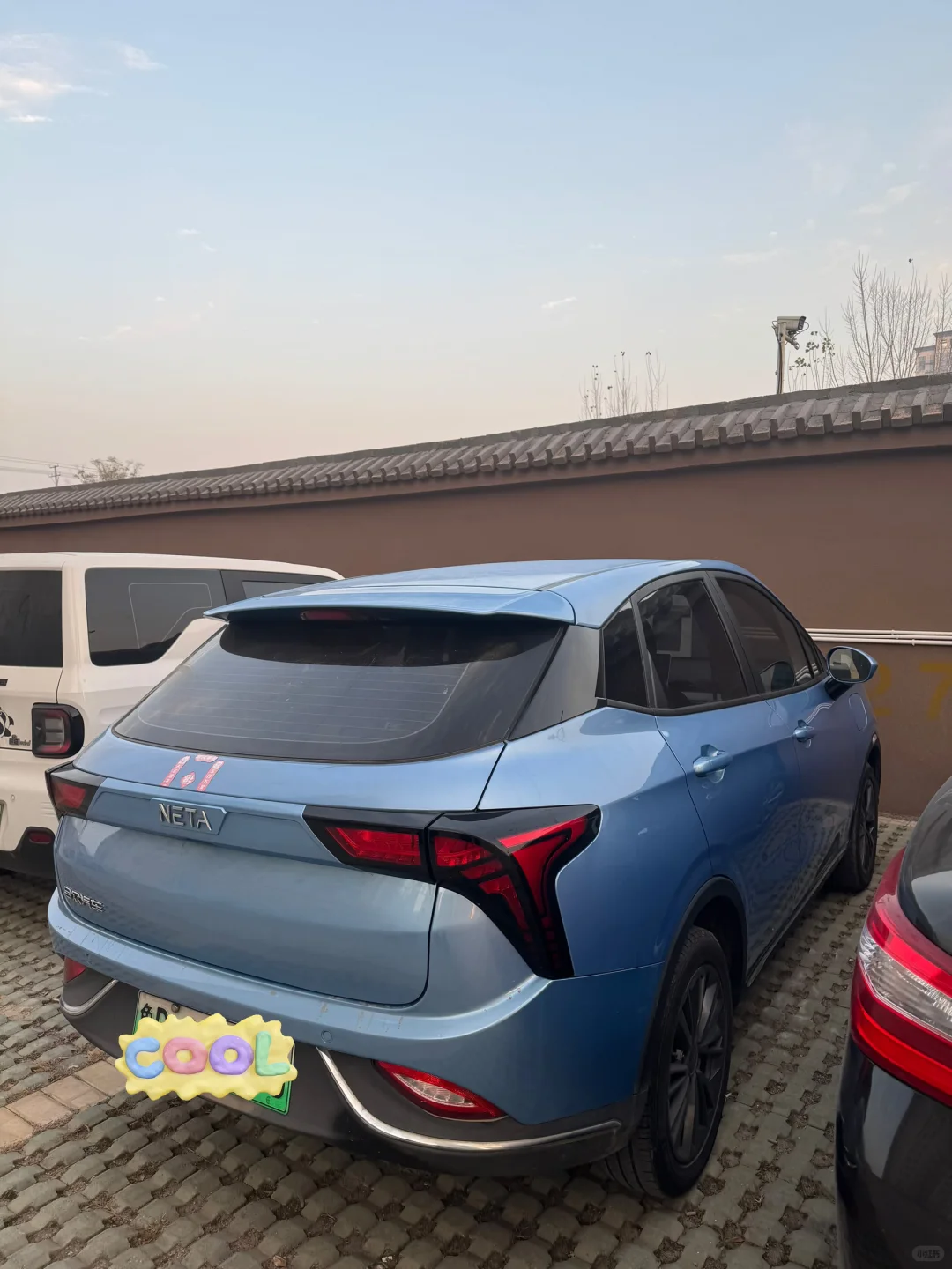 23年8年哪吒V续航400、车况很好，3W➕开走