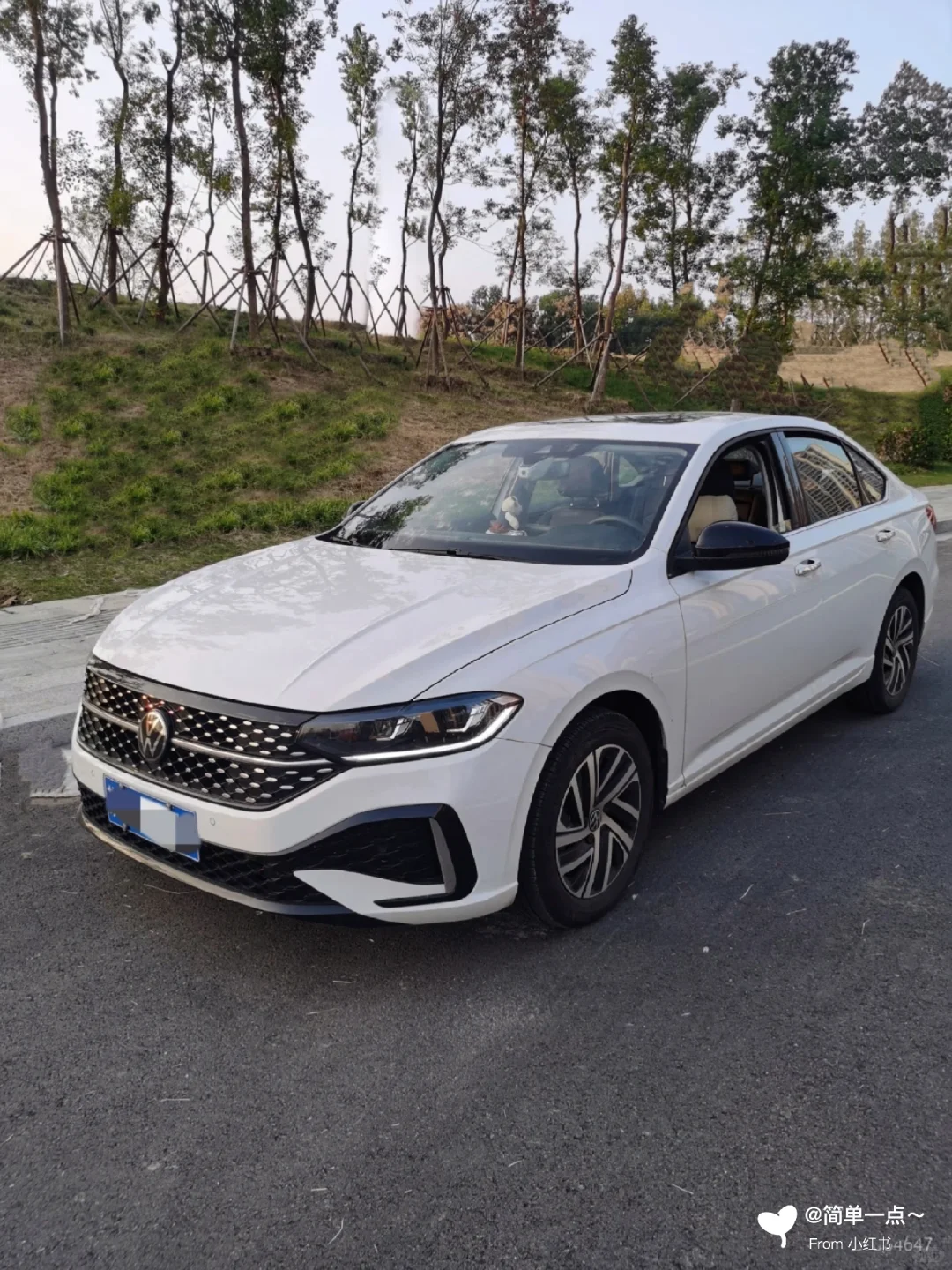 普通女生有辆1.5t朗逸，真的很满意了