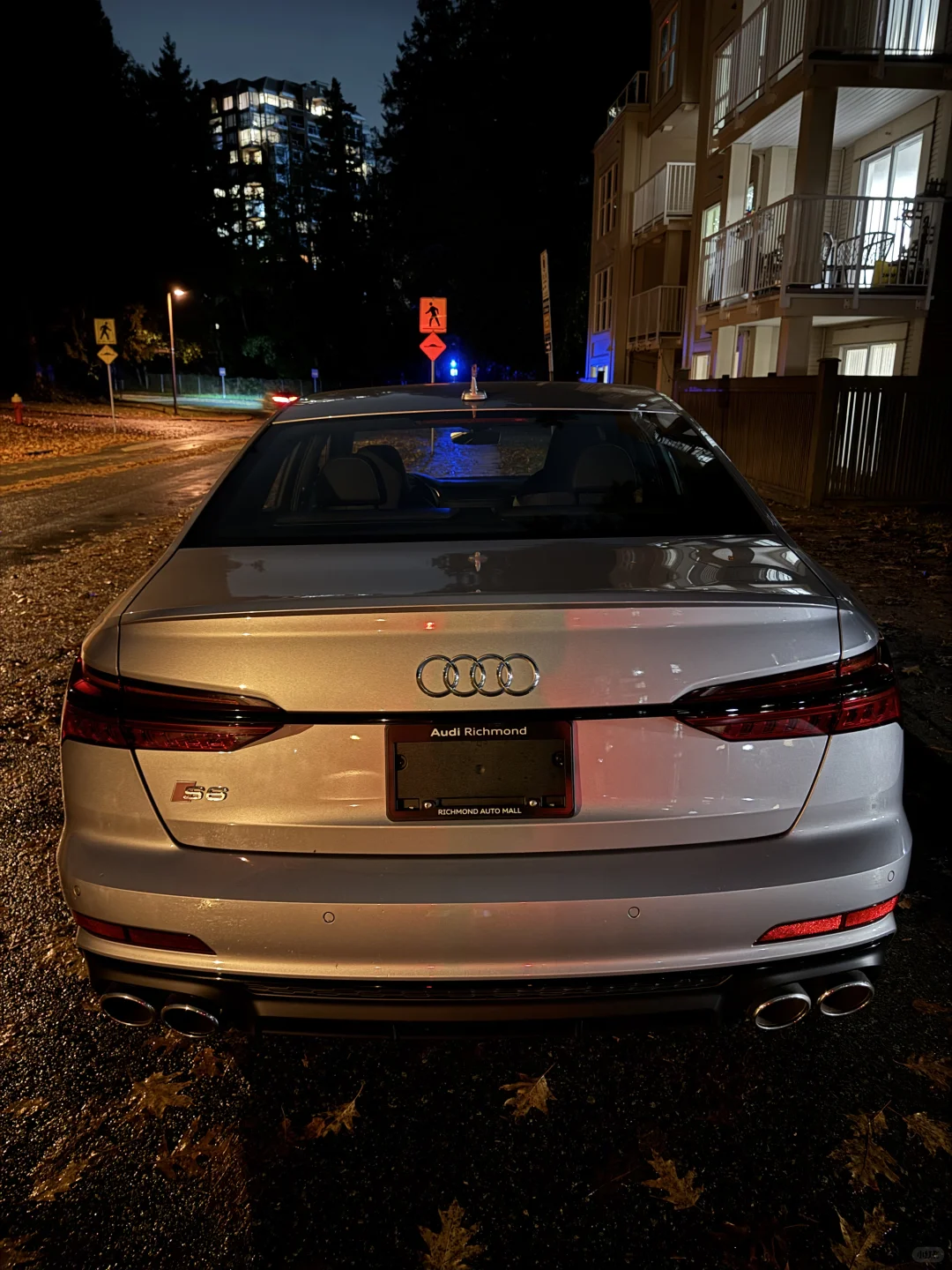 2025全新 奥迪S6: 行政轿车玩反差❓