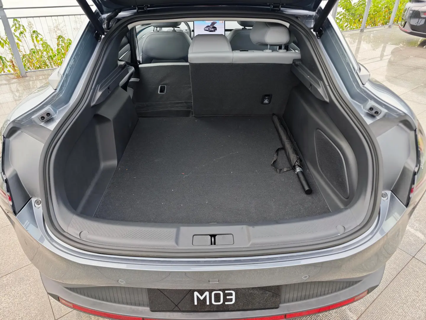 10万+看车日记3-女车主最爱的小鹏mona03