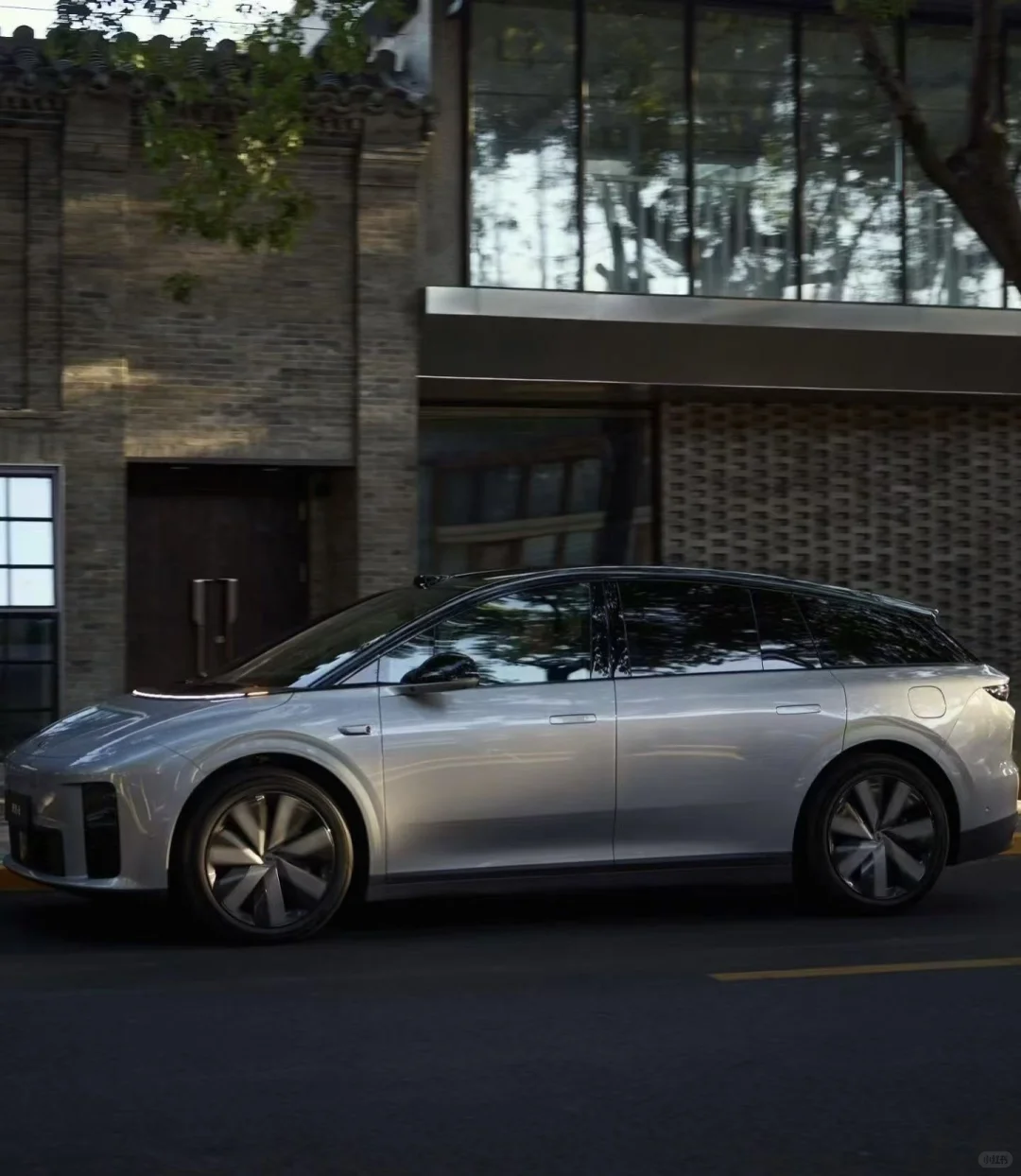 理想汽车交付150万辆