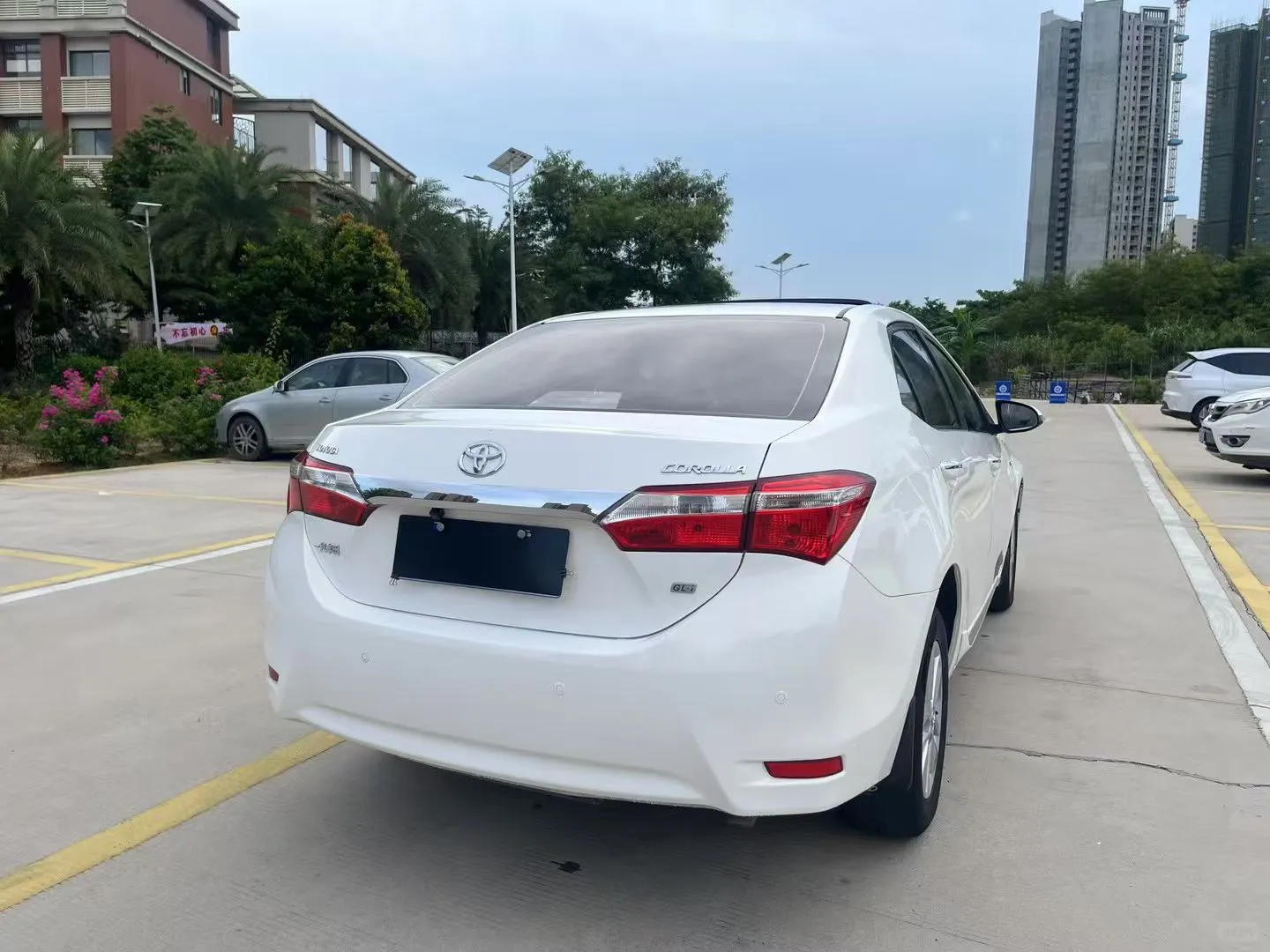 个人一手车 丰田卡罗拉 自动 带天窗