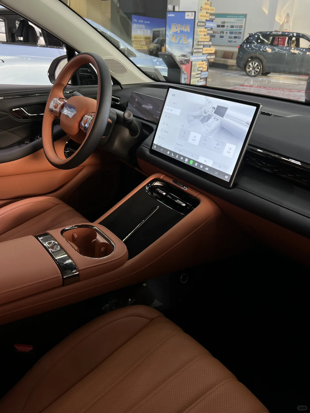 阳光下也太好看了吧