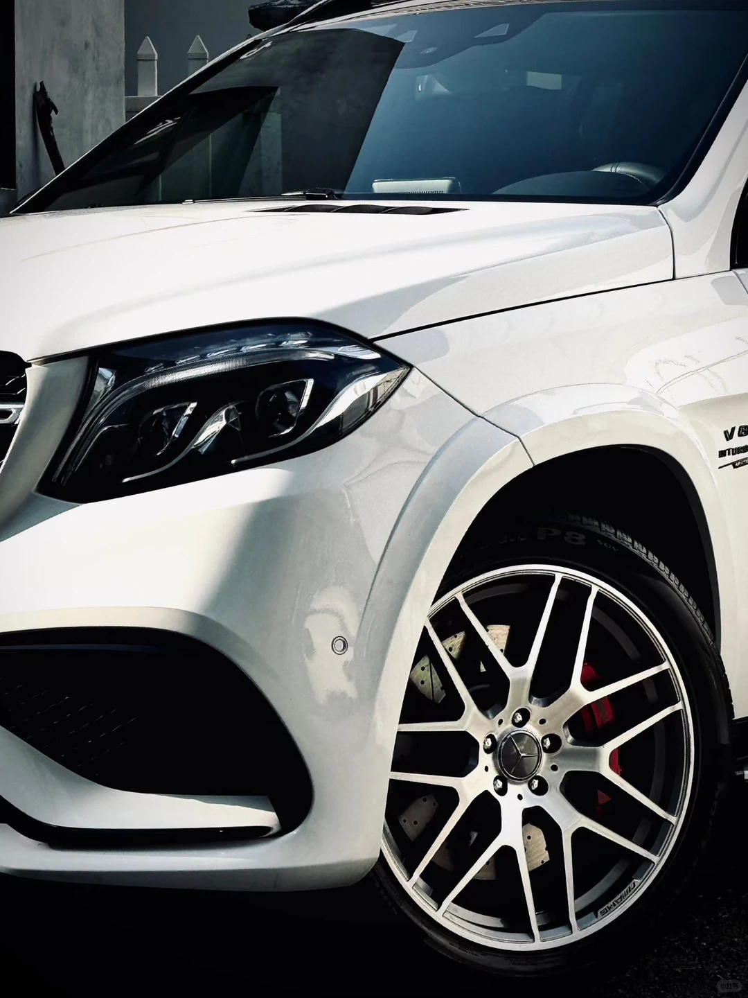 用全尺寸SUV玩转性能是啥体验