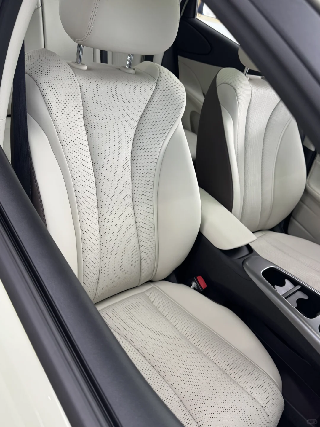 结婚一周年，添一辆宝宝巴士～～