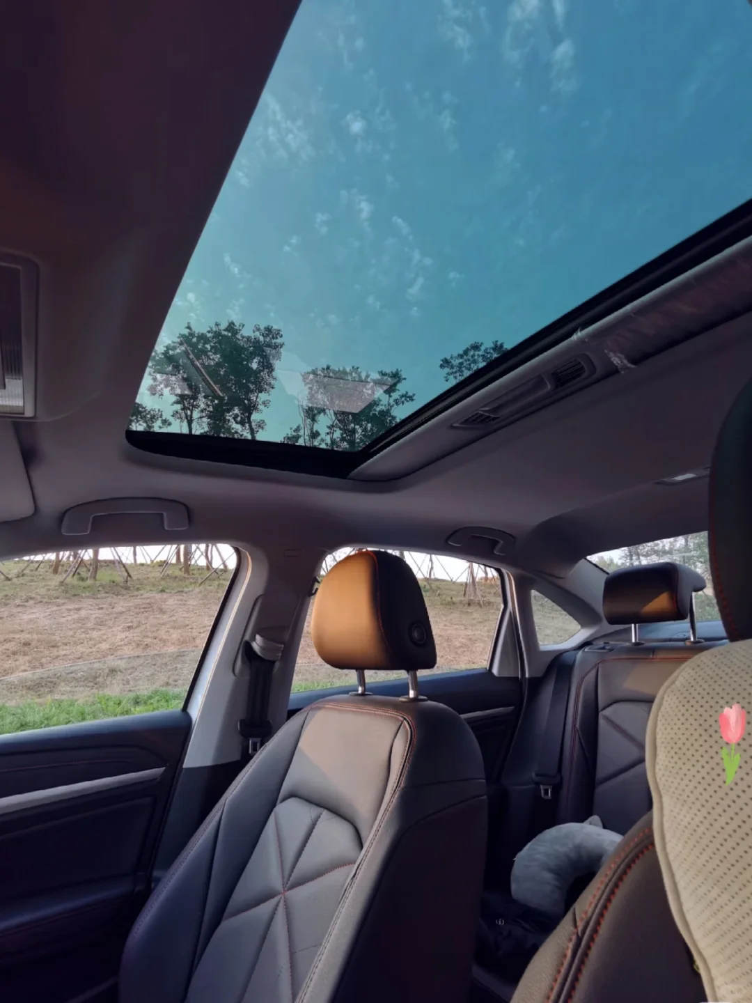 普通女生有辆1.5t朗逸，真的很满意了