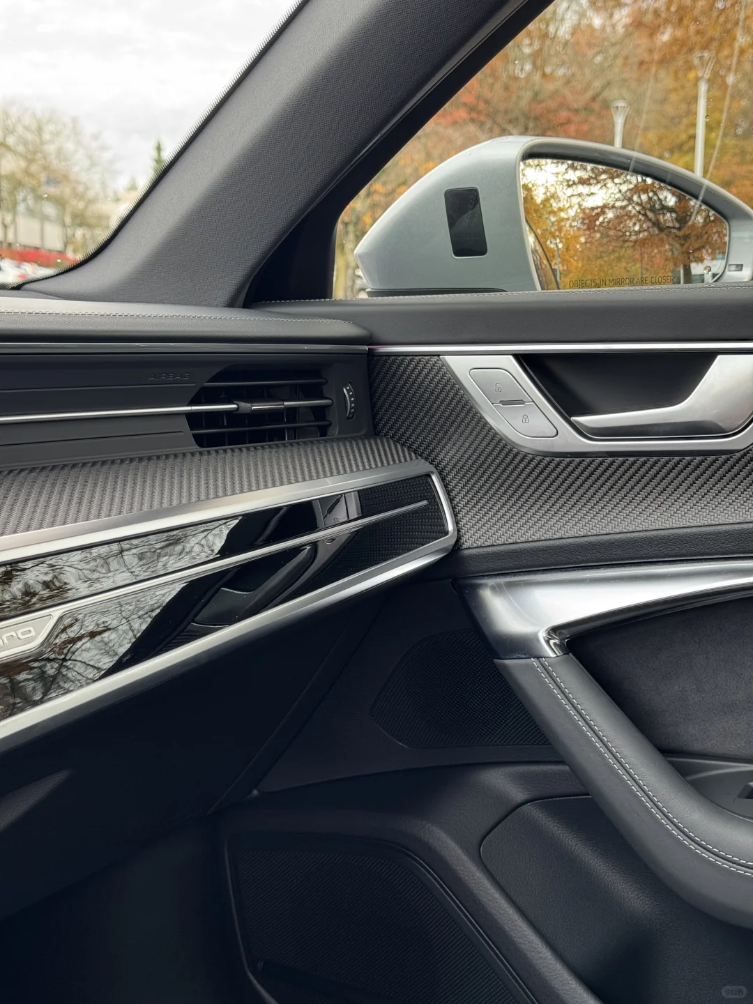 2025全新 奥迪S6: 行政轿车玩反差❓