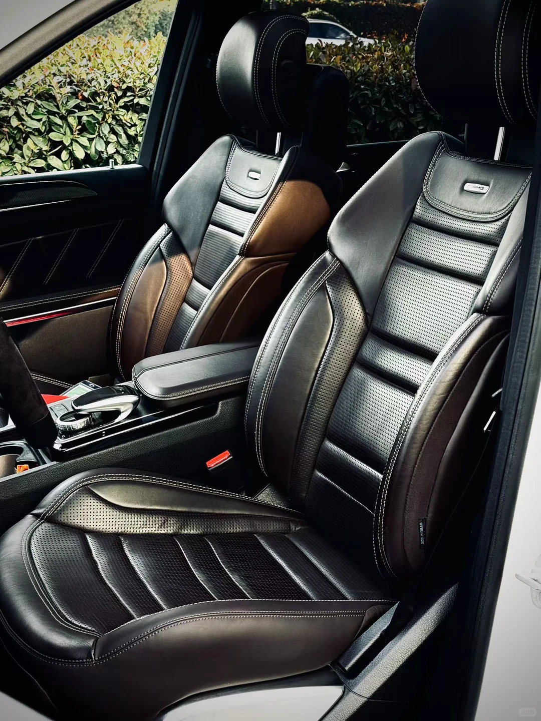 用全尺寸SUV玩转性能是啥体验