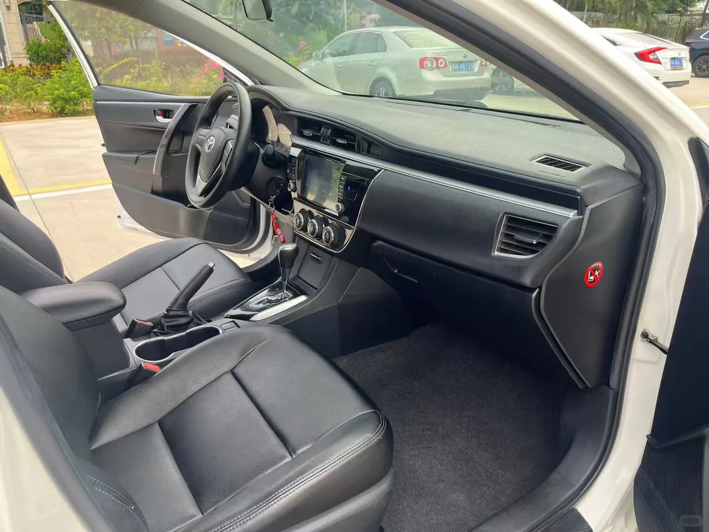 个人一手车 丰田卡罗拉 自动 带天窗