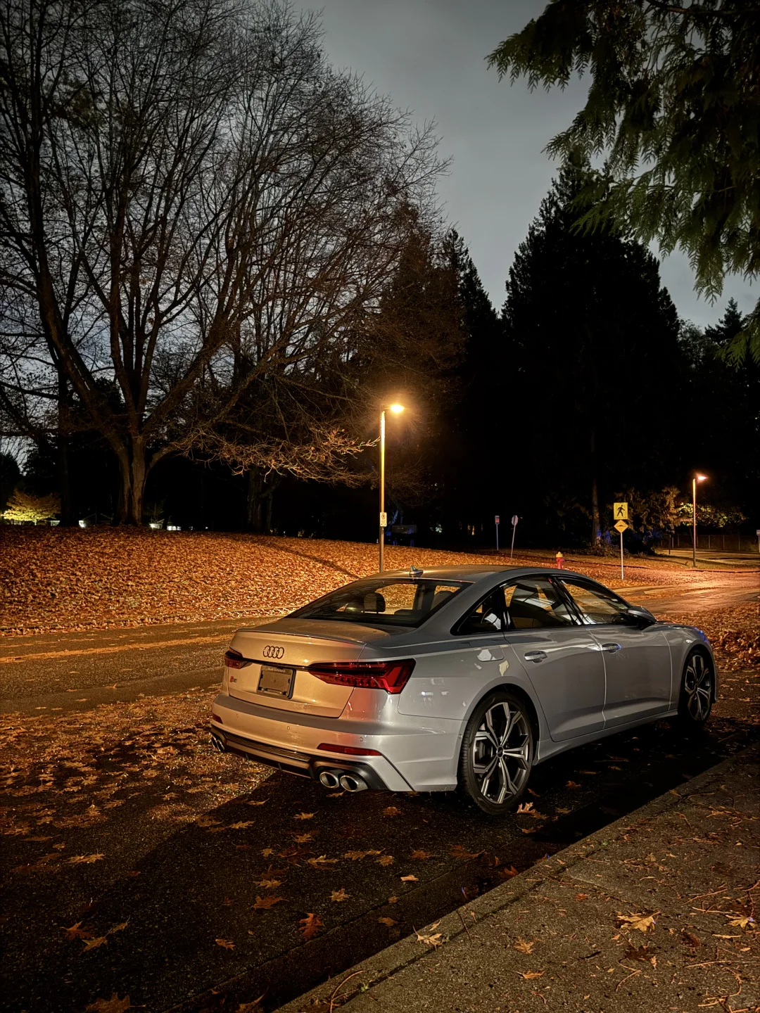 2025全新 奥迪S6: 行政轿车玩反差❓