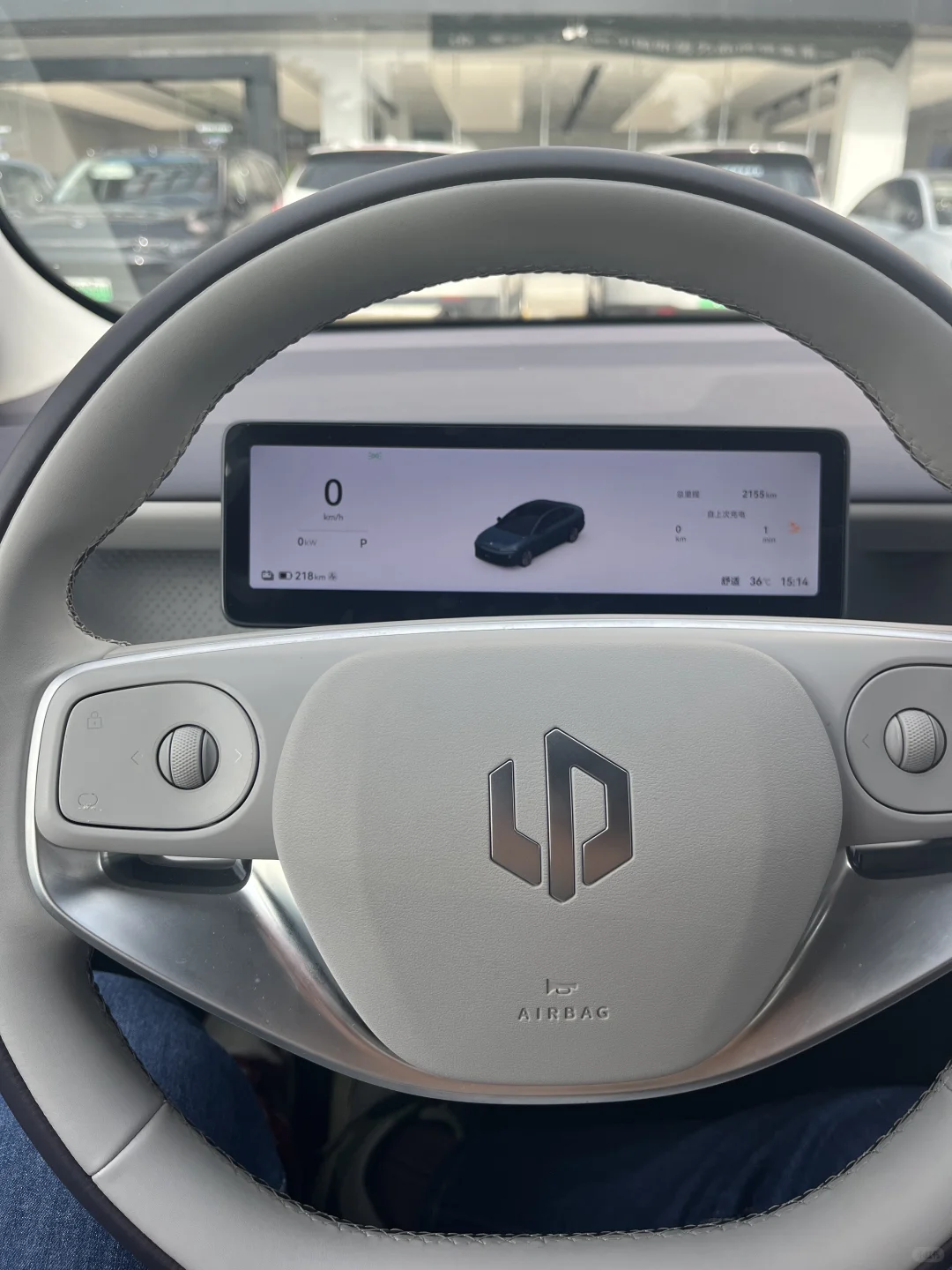 试驾零跑B01-小轿车的后驱答卷