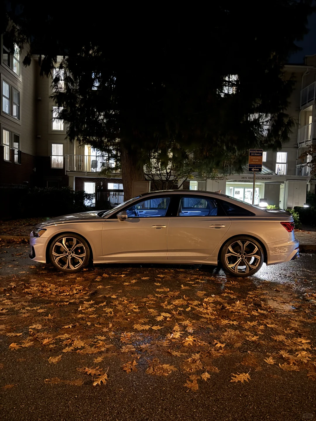 2025全新 奥迪S6: 行政轿车玩反差❓