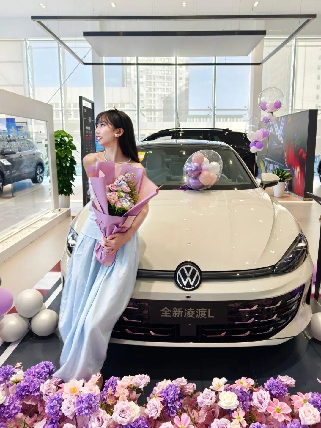 恭喜位女士 靠自己努力提到人生第一辆车