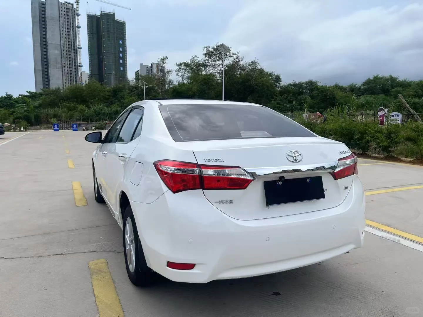 个人一手车 丰田卡罗拉 自动 带天窗