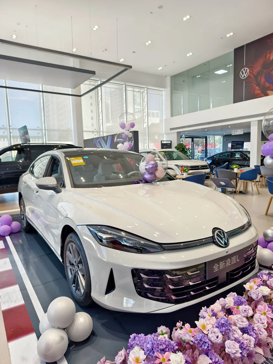 恭喜位女士 靠自己努力提到人生第一辆车