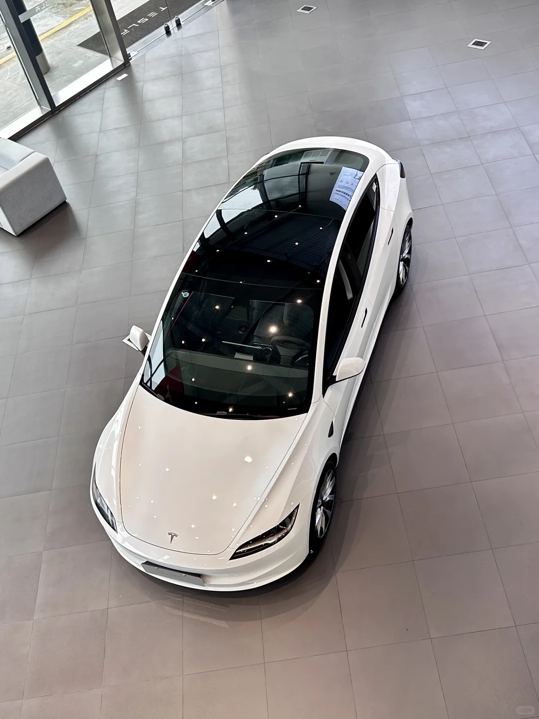 预算20个，不内耗的女生冲Model 3