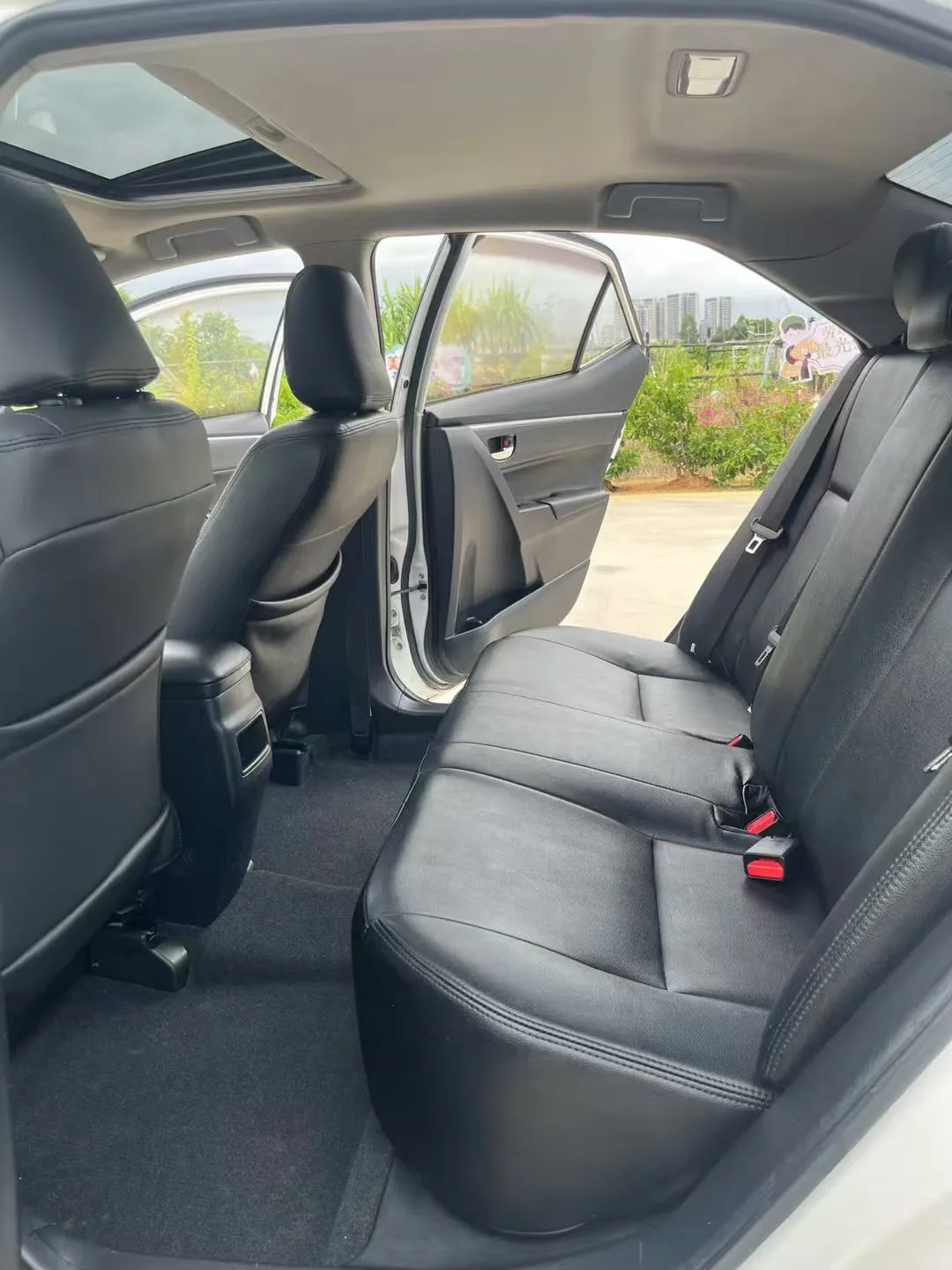 个人一手车 丰田卡罗拉 自动 带天窗