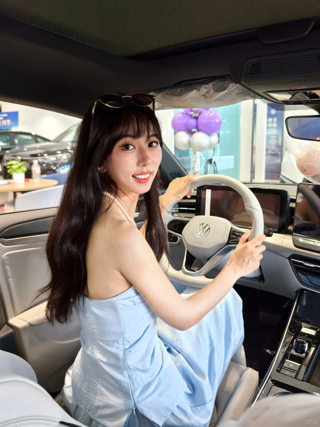 恭喜位女士 靠自己努力提到人生第一辆车