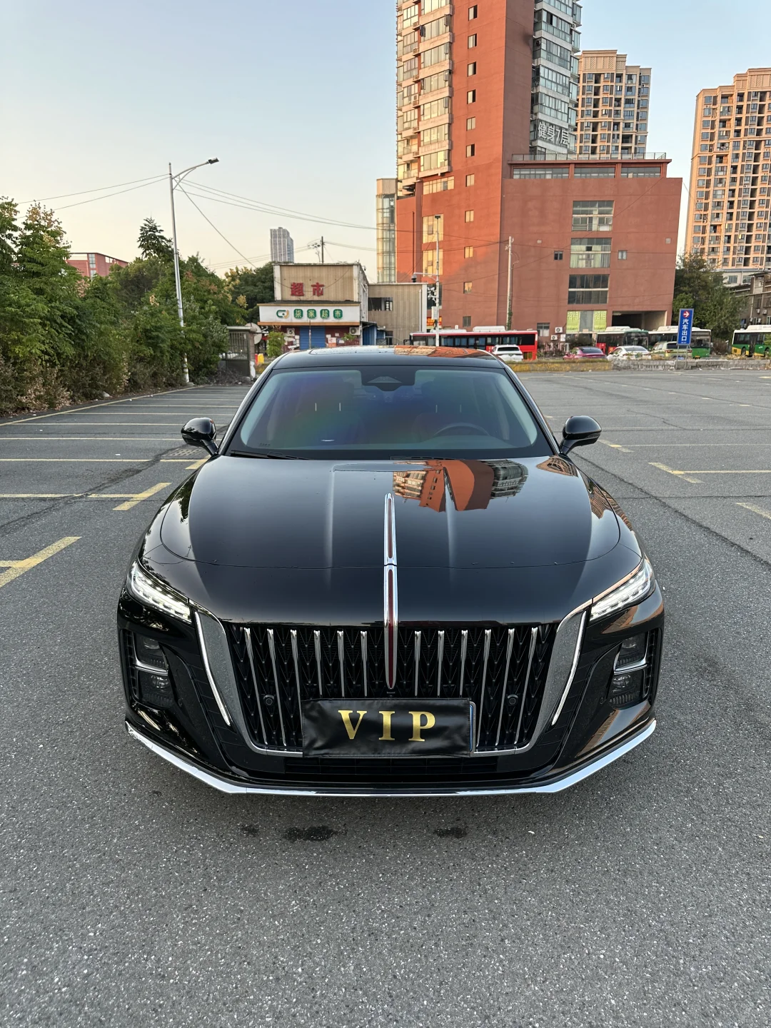 去年落地18的红旗H5，现在只能卖一半了