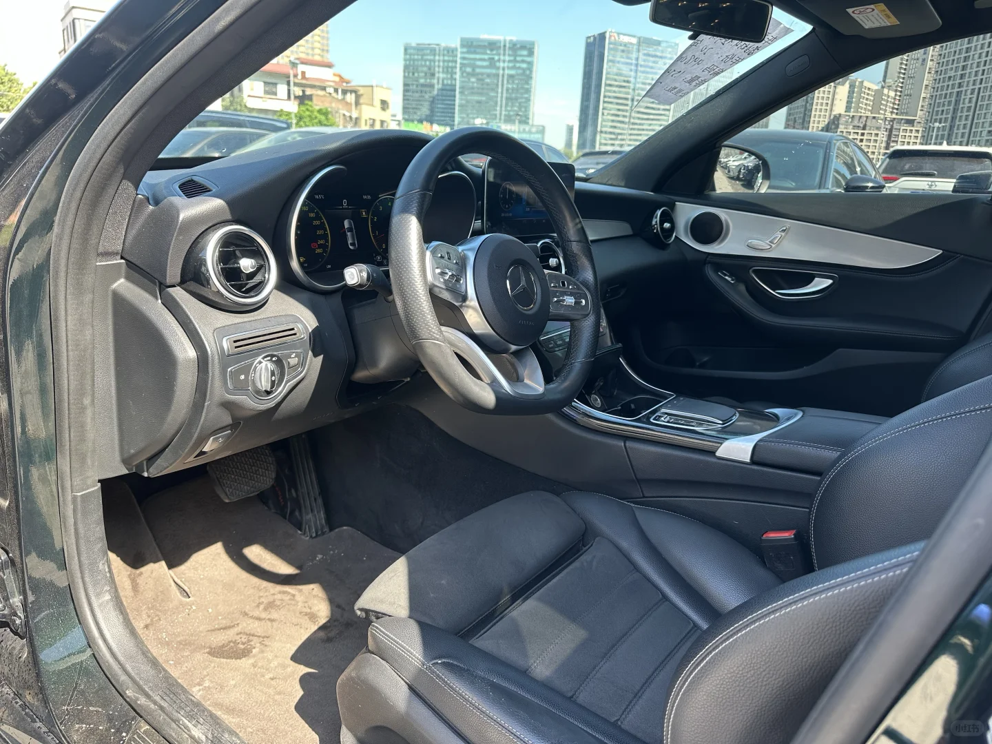 奔驰C200L、颜值与实力并存