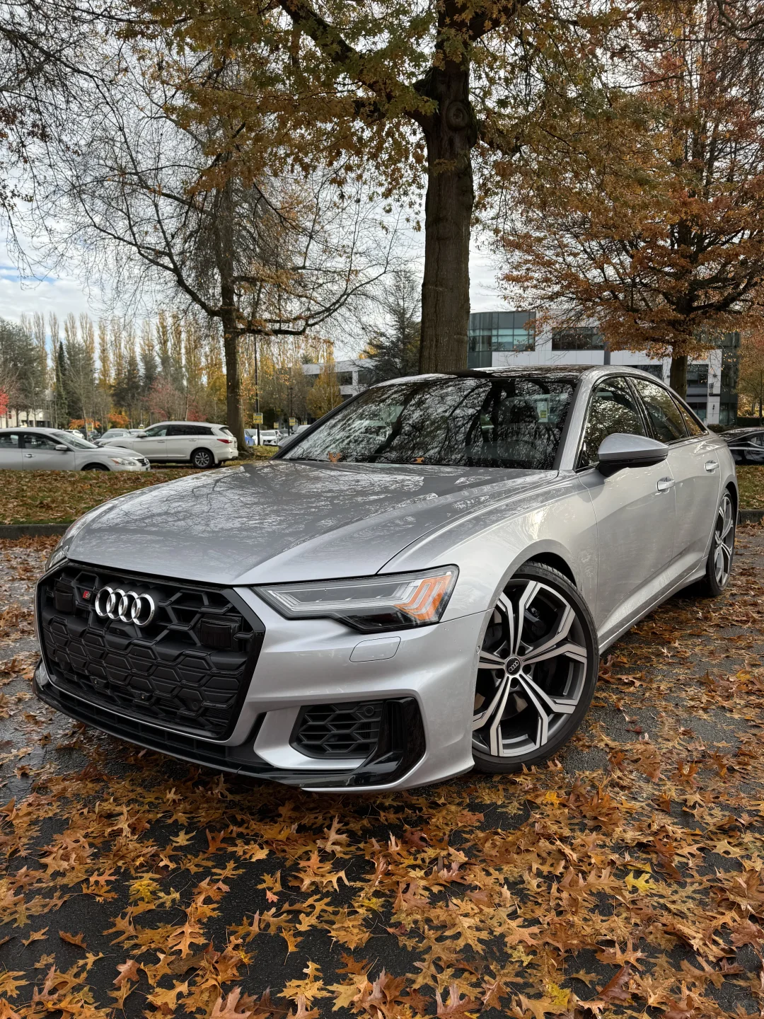 2025全新 奥迪S6: 行政轿车玩反差❓