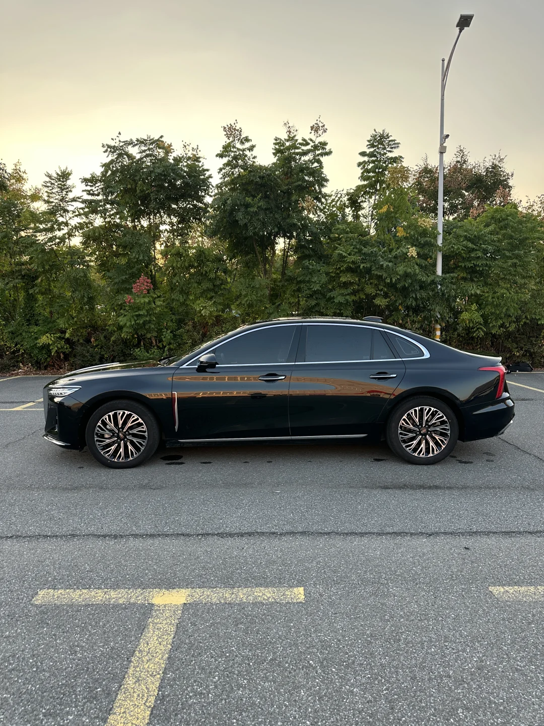 去年落地18的红旗H5，现在只能卖一半了