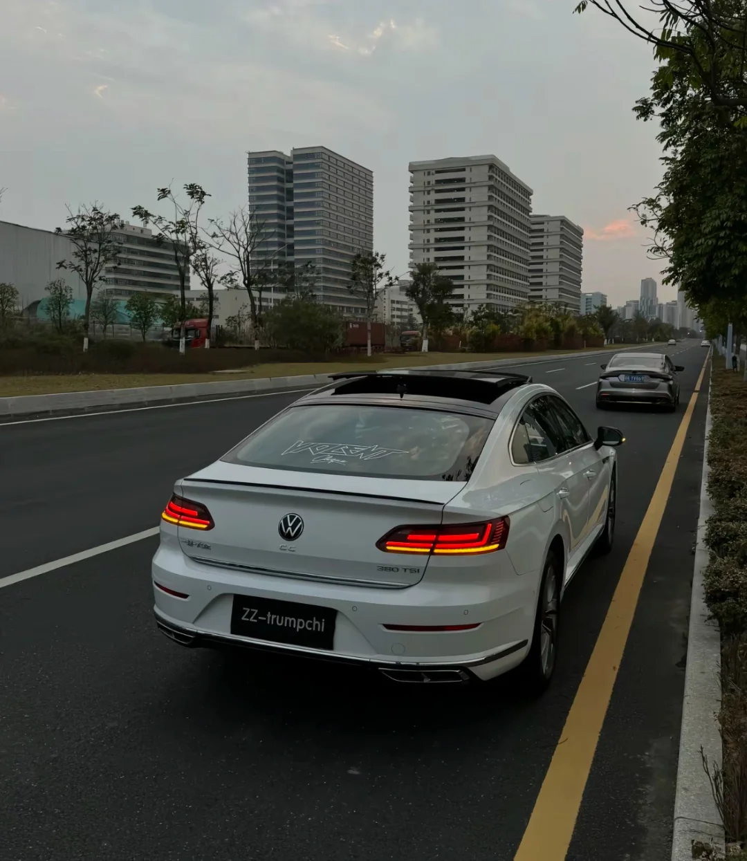 这一眼就沦陷了，大众最美轿跑车