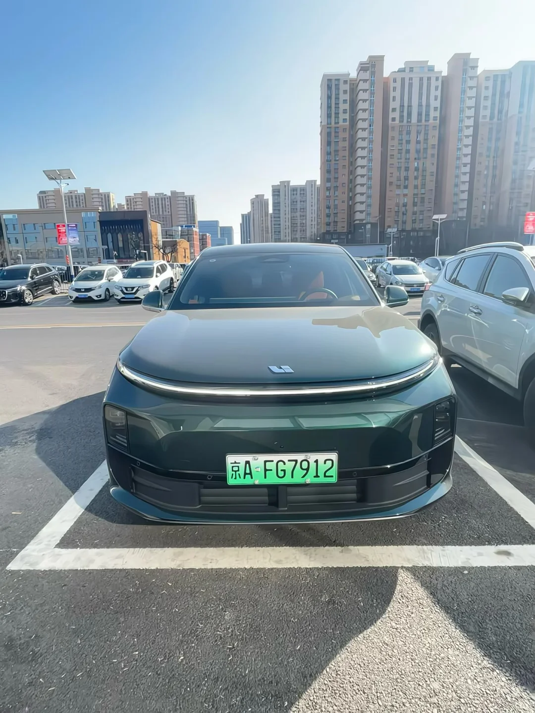 理想也卷价格了，22W落地，冰箱彩电沙发配齐