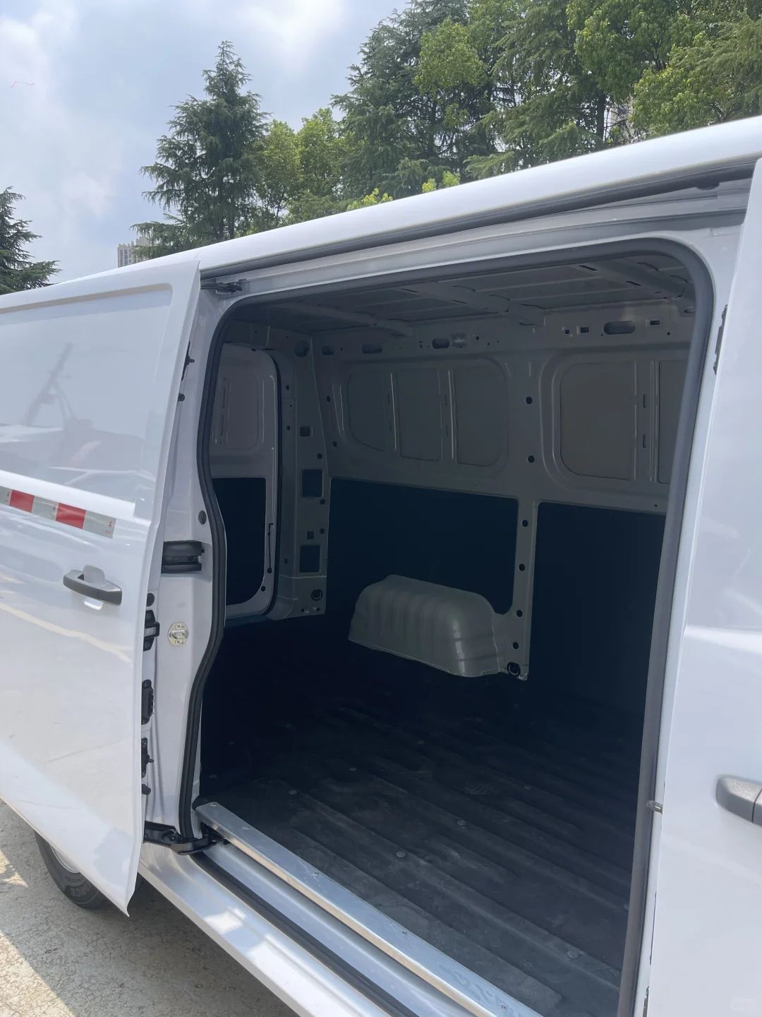 是时候来辆电动微面了!🚗