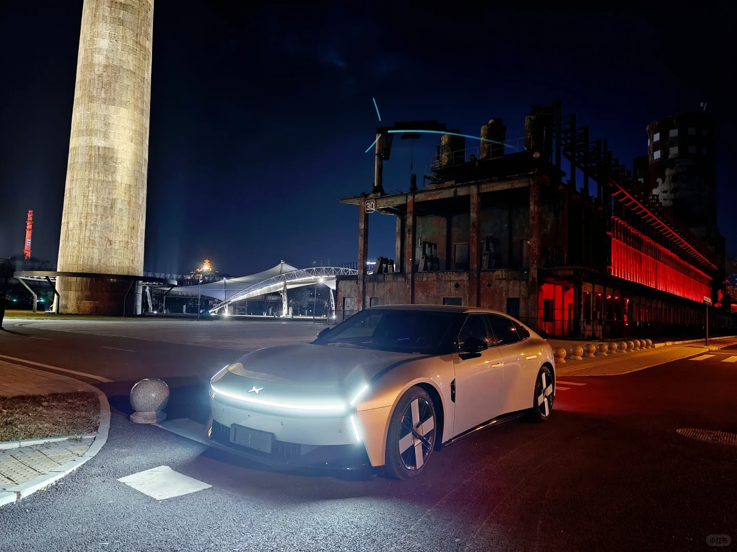 不会真有人觉得小鹏没小米帅吧