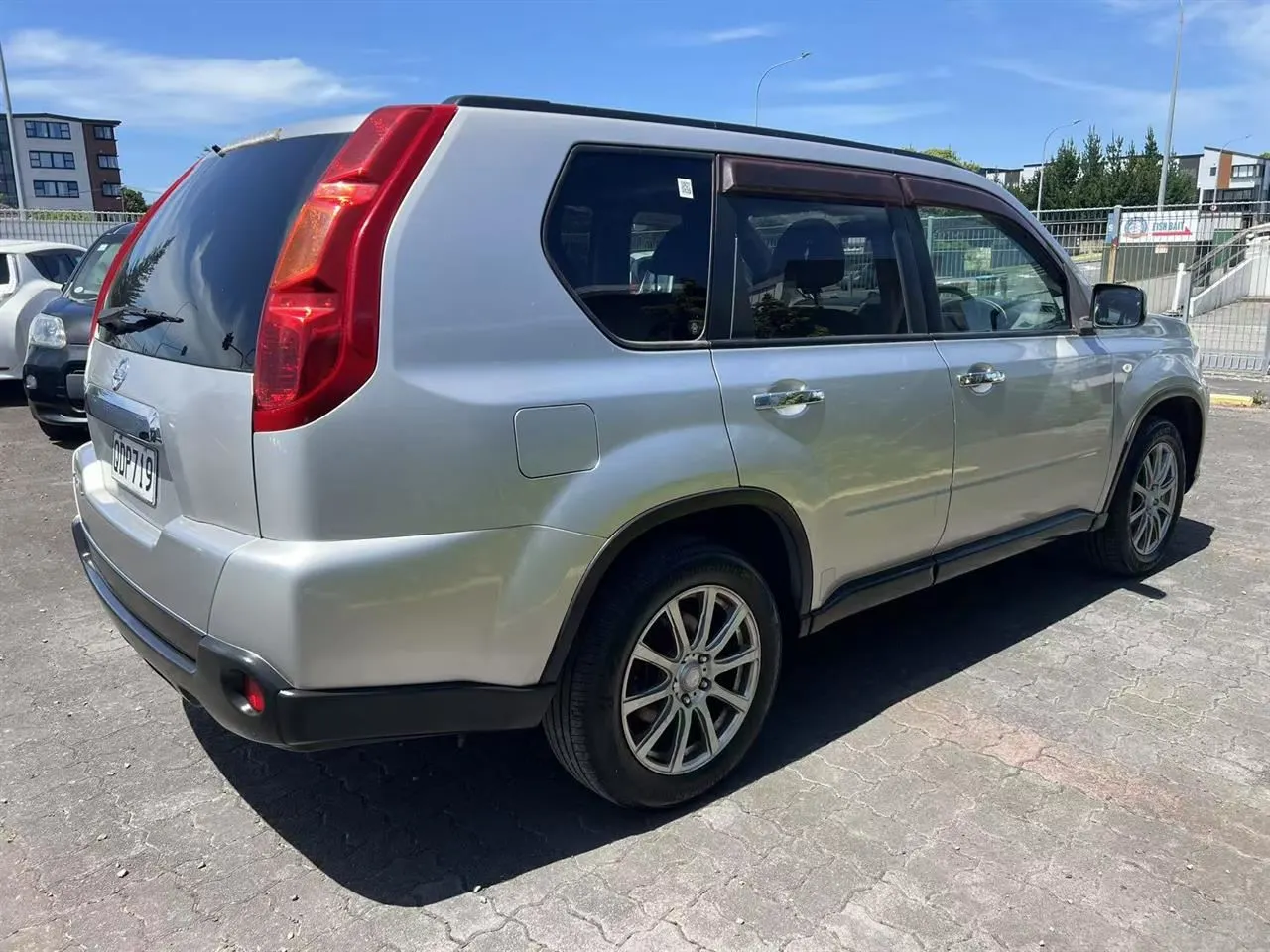 2009 尼桑 X-Trail SUV