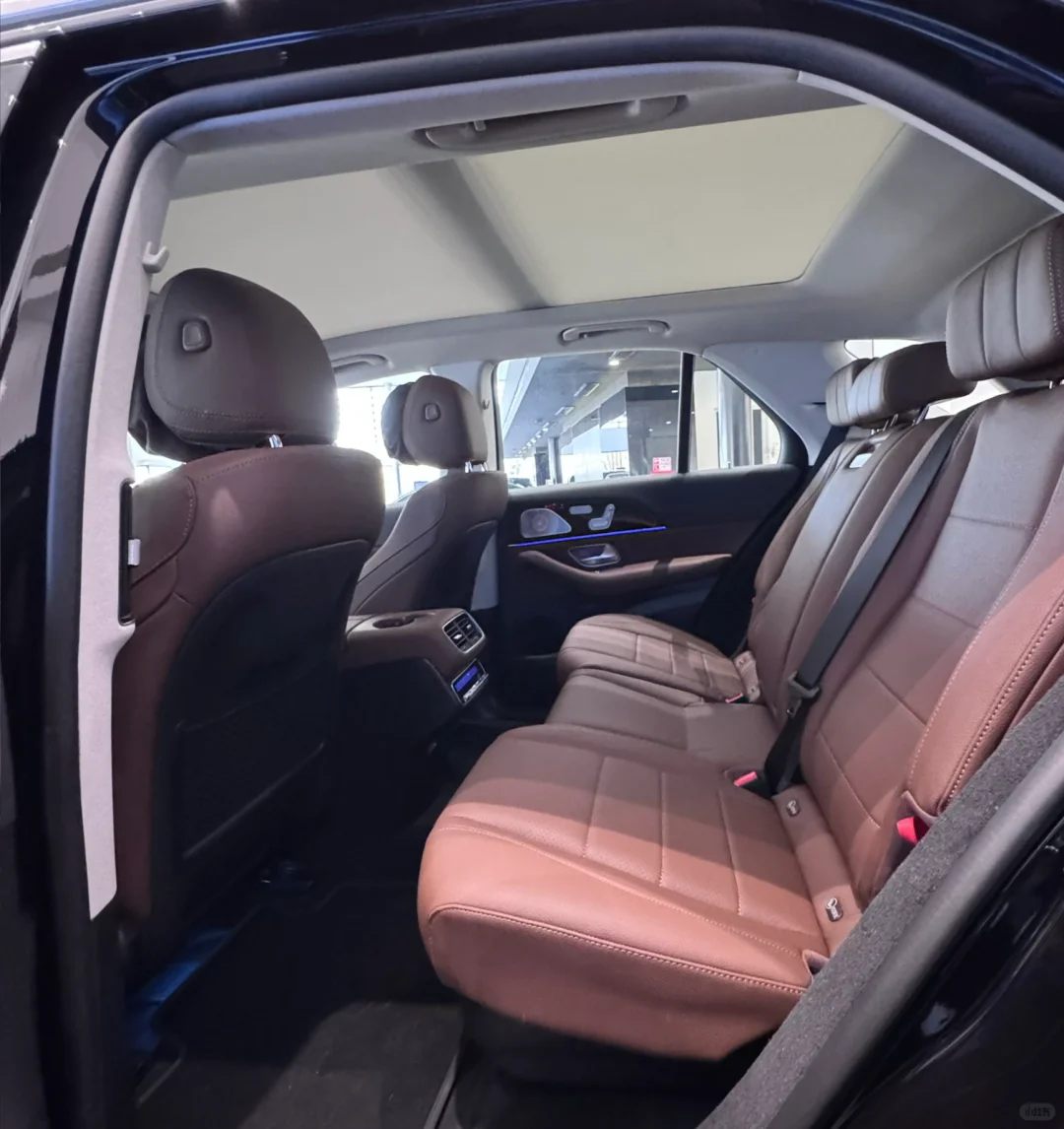 奔驰GLE SUV｜奔驰SUV的王者，越野天花板