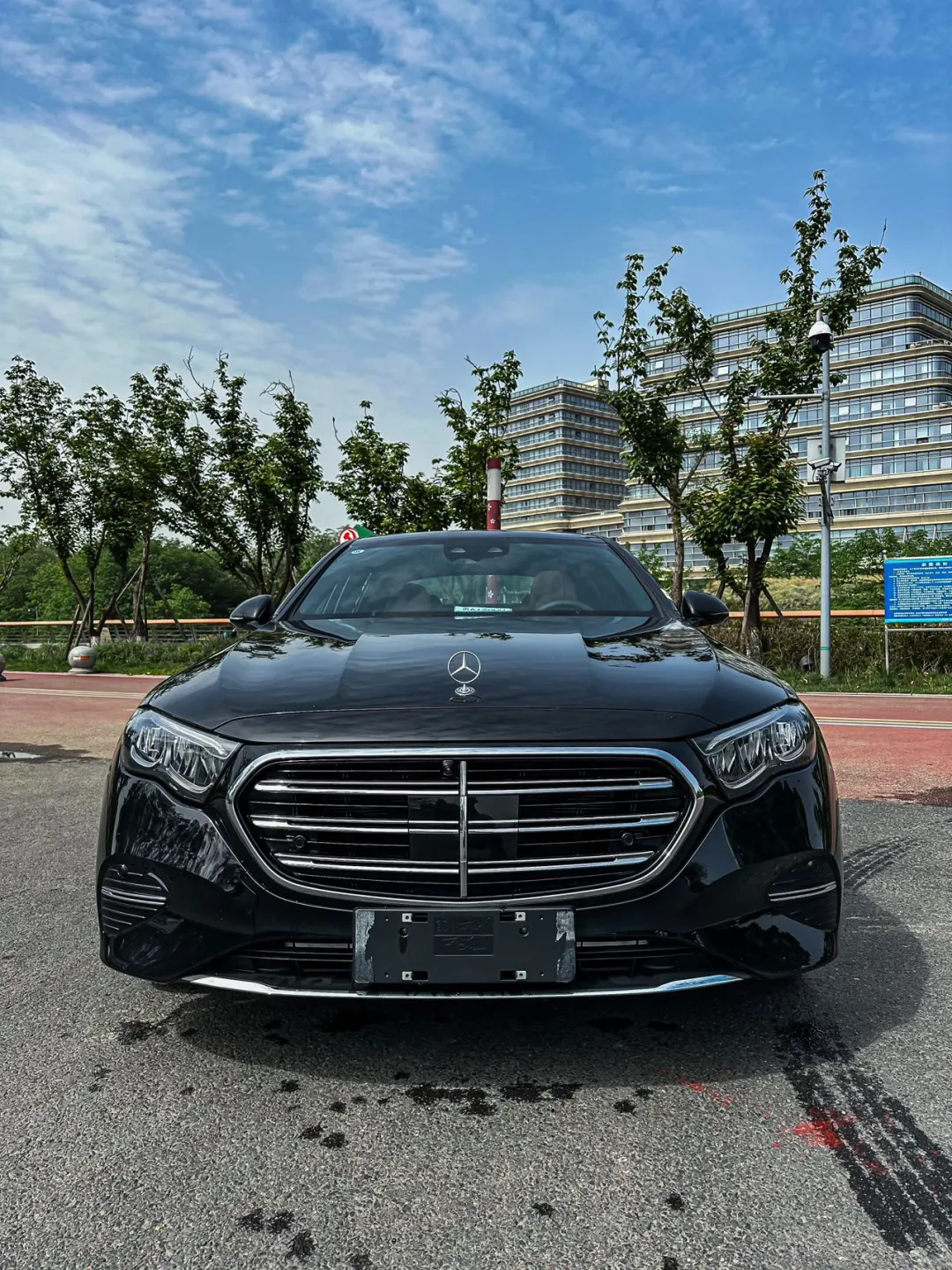 2024款梅赛德斯奔驰E300